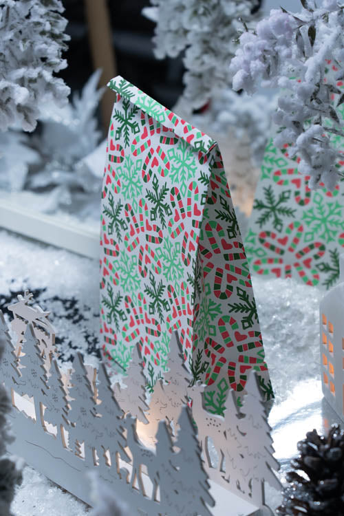 Torba papierowa świąteczna 16x8x27cm LASKA ŚWIĄTECZNA Winners Gadzety