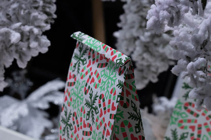 Torba papierowa świąteczna 16x8x27cm LASKA ŚWIĄTECZNA Winners Gadzety