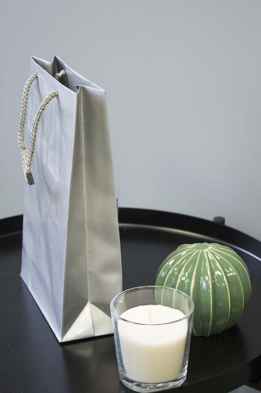 Torba laminowana z uchwytem sznurkowym - SREBRNA - 170x70x250mm Winners Gadzety