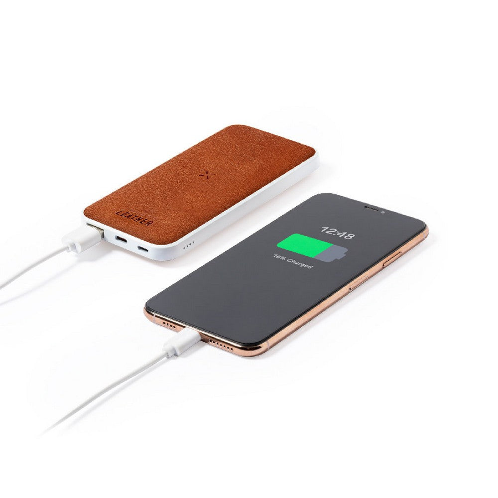 Bezprzewodowy power bank 8000 mAh z RABS, ładowarka bezprzewodowa 5W-10W, element ze skóry z recyklingu Winners Gadzety