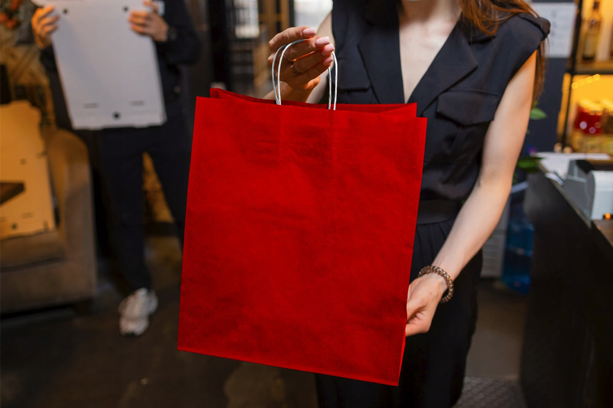 Torba papierowa z uchwytem skręcanym Premium - CZERWONA - 350x150x400mm Winners Gadzety